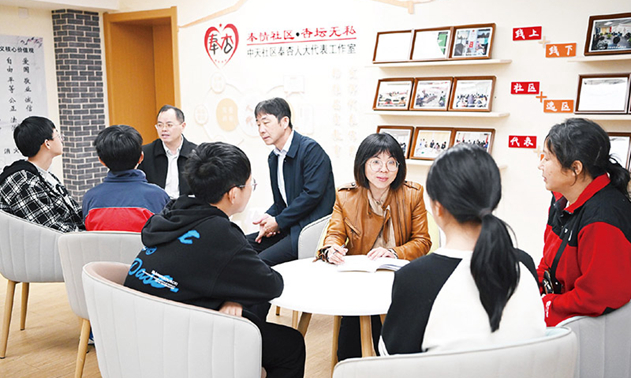推動新時(shí)代江蘇人大工作走在前做示范